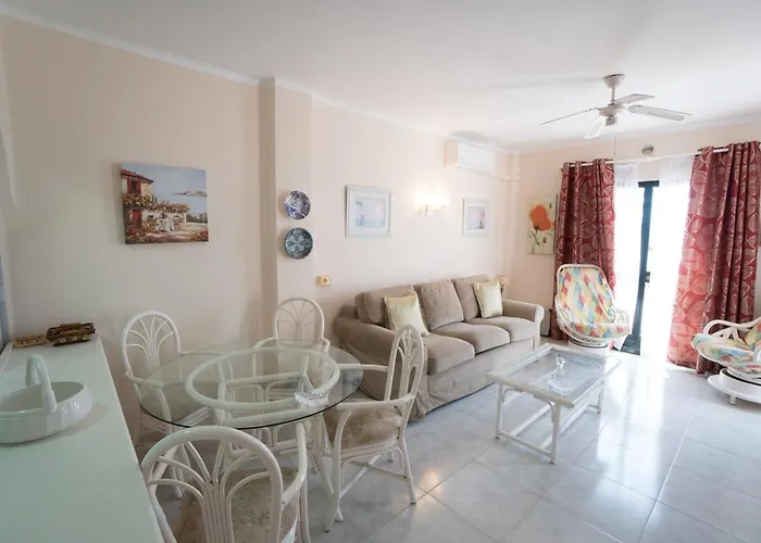 Capistrano Playa 512 Menyber Nerja